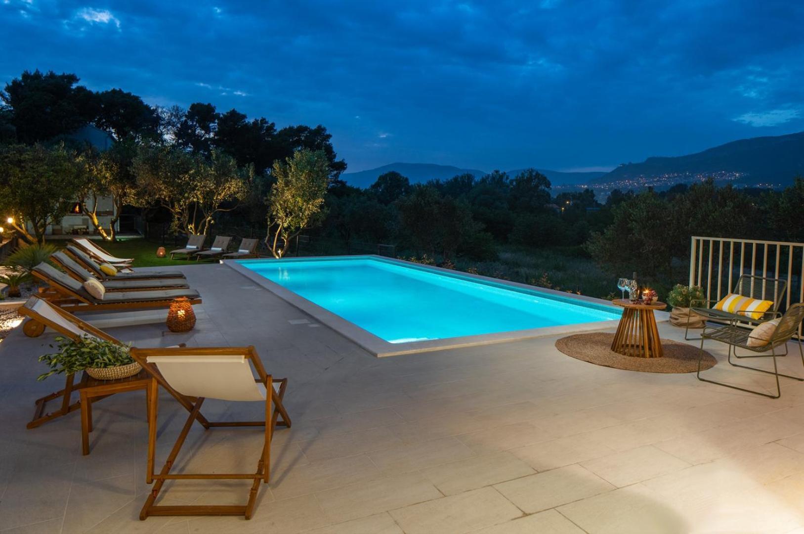 New! Villa Mamma Mia, A 6-Bedroom Property With 40Sqm Pool Podstrana Dış mekan fotoğraf