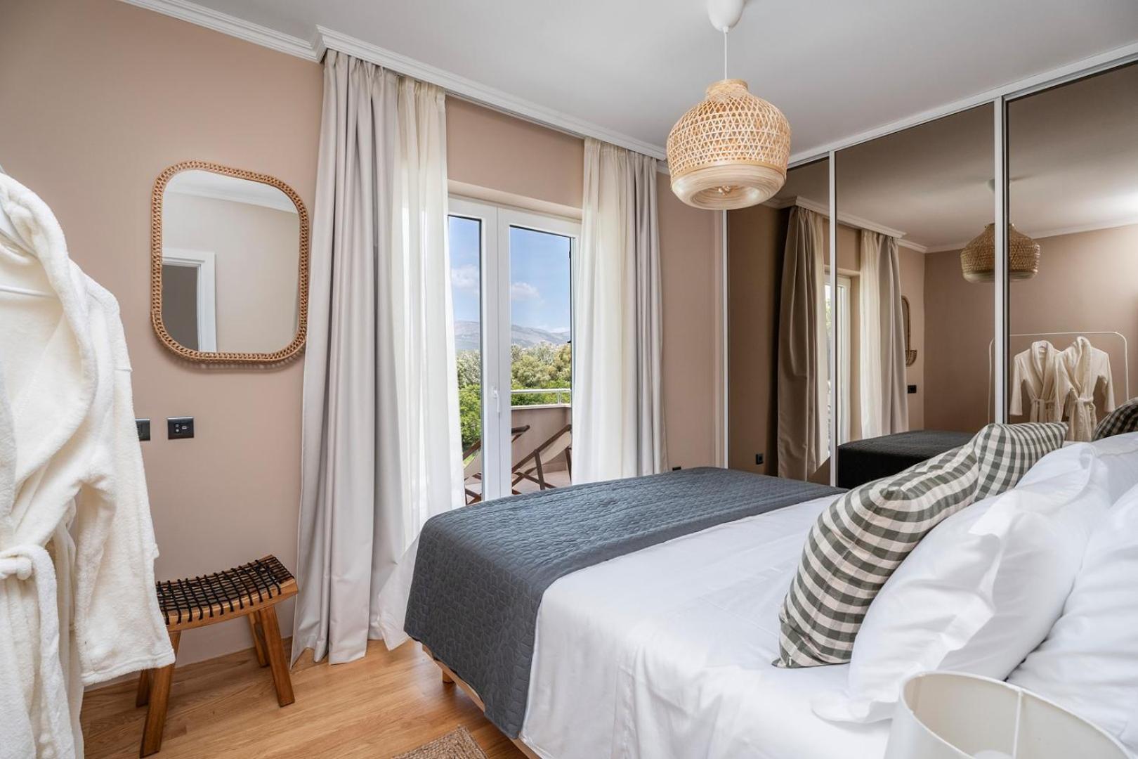 New! Villa Mamma Mia, A 6-Bedroom Property With 40Sqm Pool Podstrana Dış mekan fotoğraf