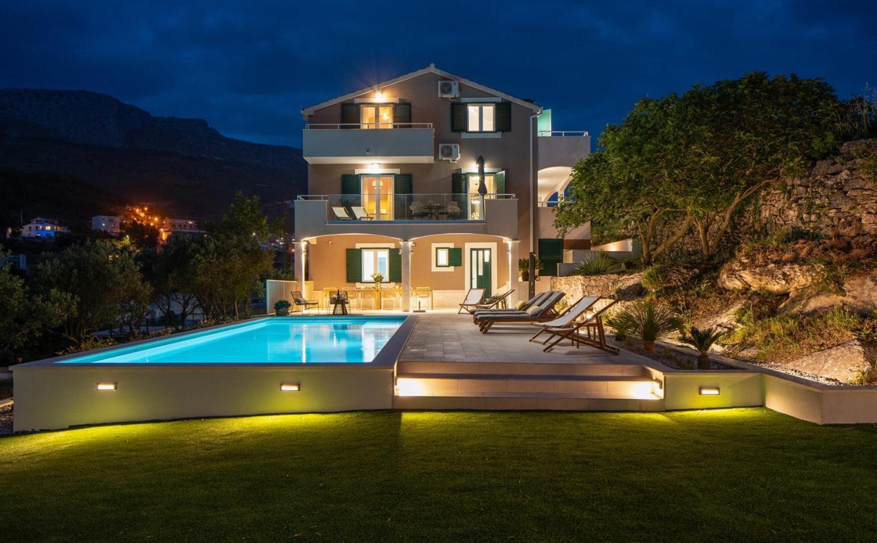 New! Villa Mamma Mia, A 6-Bedroom Property With 40Sqm Pool Podstrana Dış mekan fotoğraf