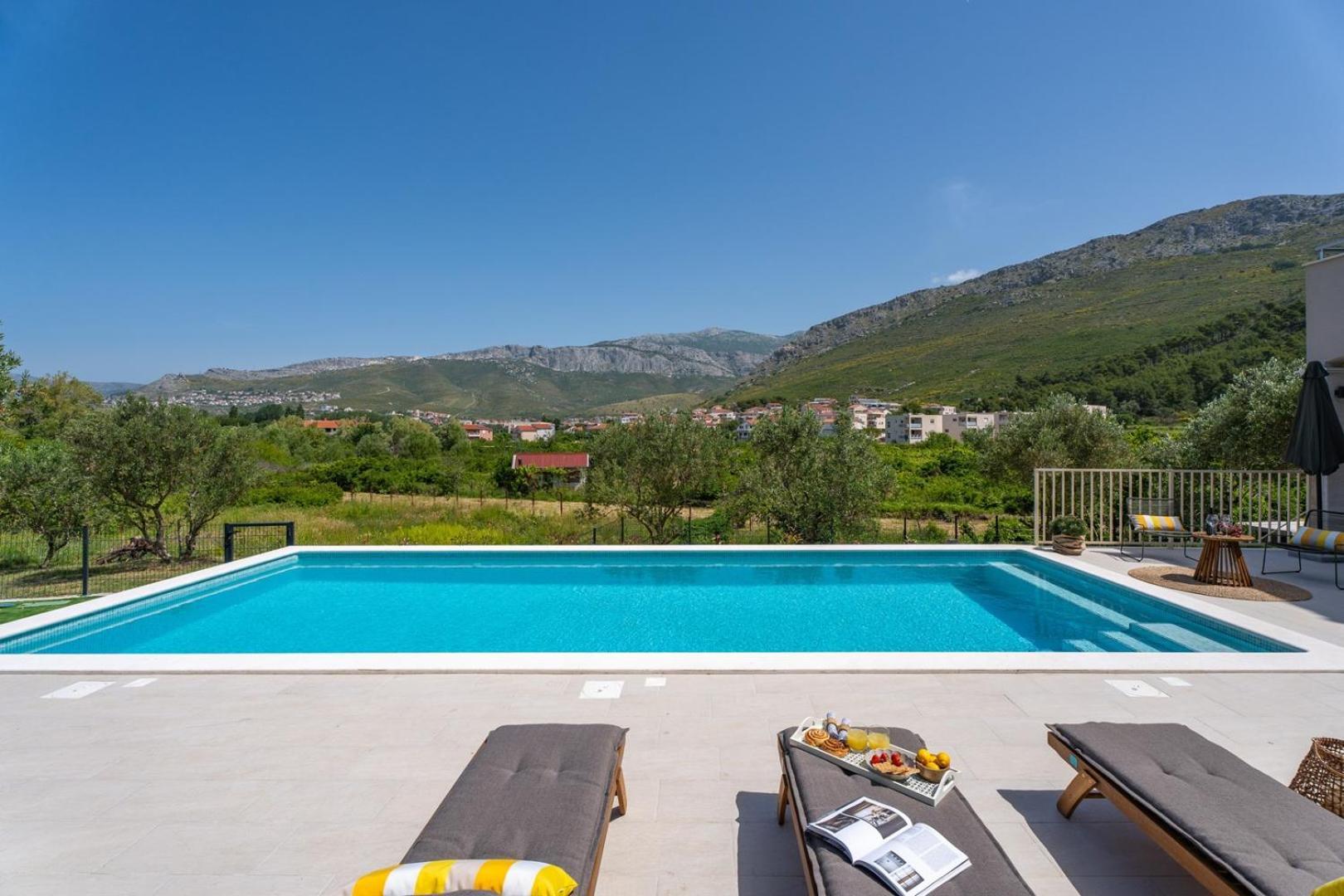 New! Villa Mamma Mia, A 6-Bedroom Property With 40Sqm Pool Podstrana Dış mekan fotoğraf