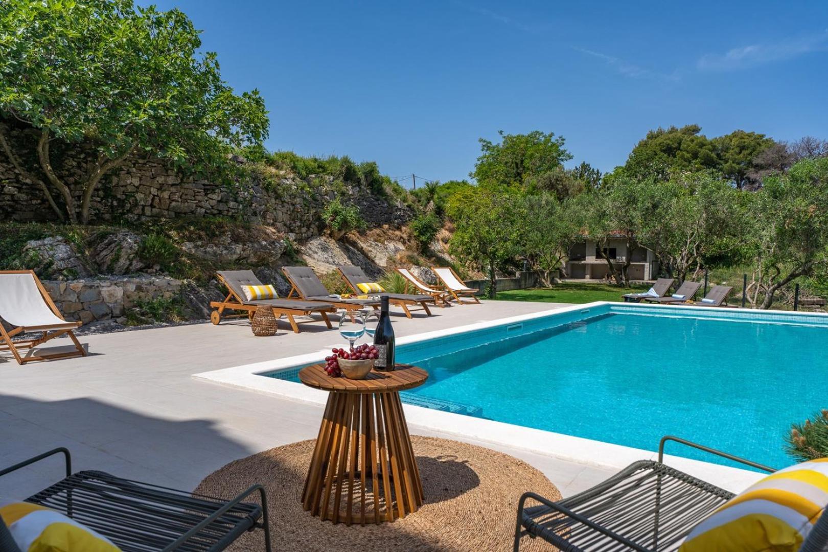 New! Villa Mamma Mia, A 6-Bedroom Property With 40Sqm Pool Podstrana Dış mekan fotoğraf
